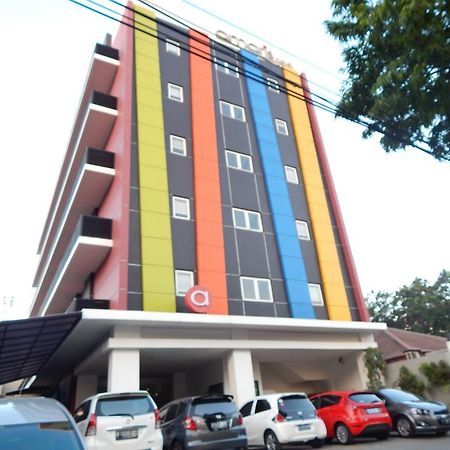 Amaris Hotel Senen Джакарта Екстериор снимка