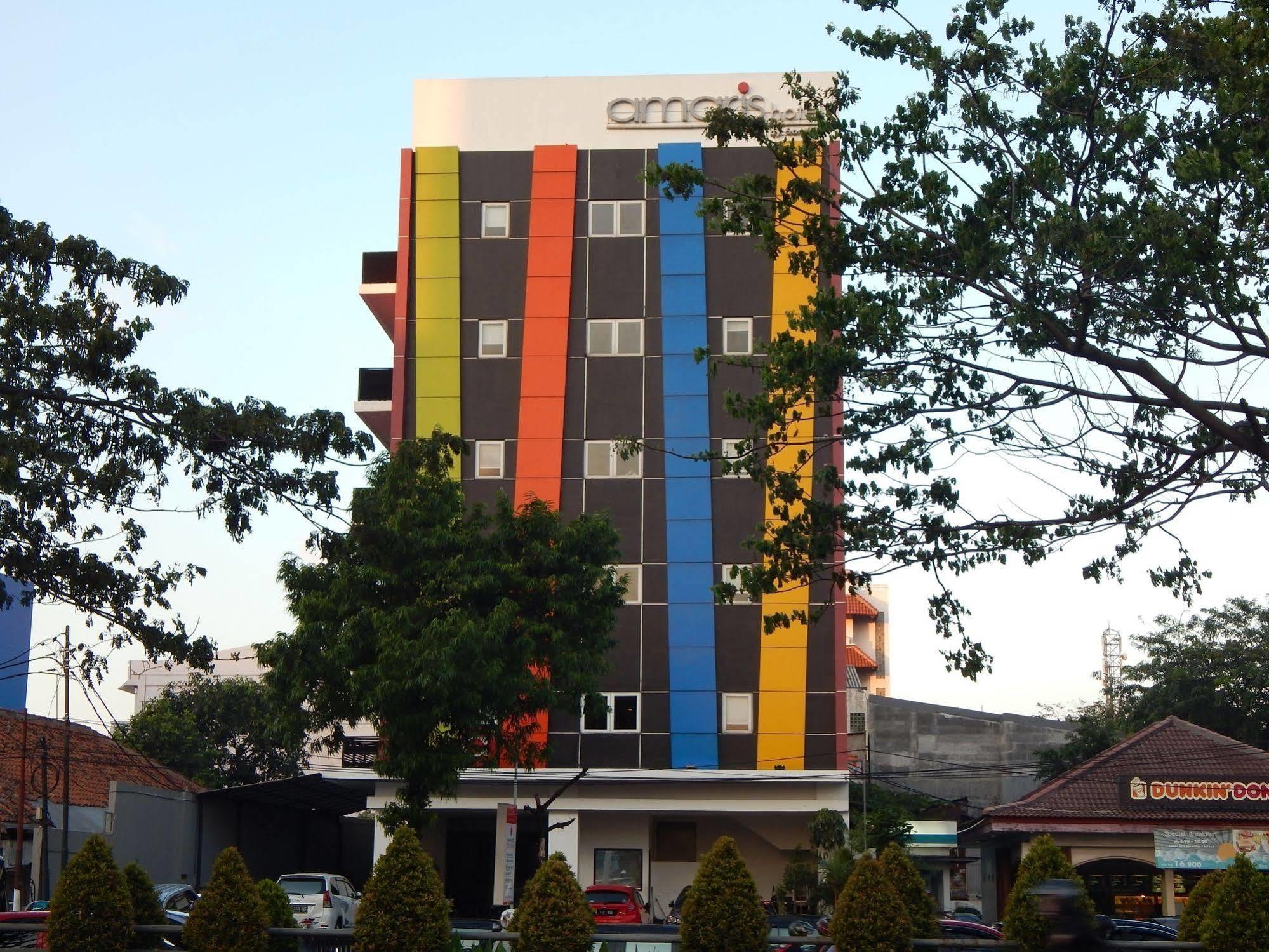 Amaris Hotel Senen Джакарта Екстериор снимка